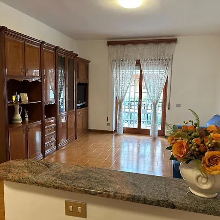 Roma Suites Bed & Breakfast 2*